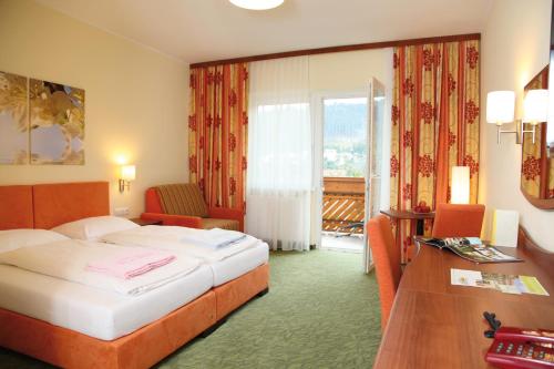 Postel nebo postele na pokoji v ubytování Hotel Angerer-Hof