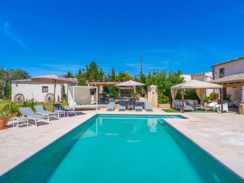 Kolam renang di atau dekat dengan Holiday Home Es Cos by Interhome