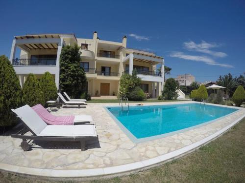 Grand Villa Lagonisi