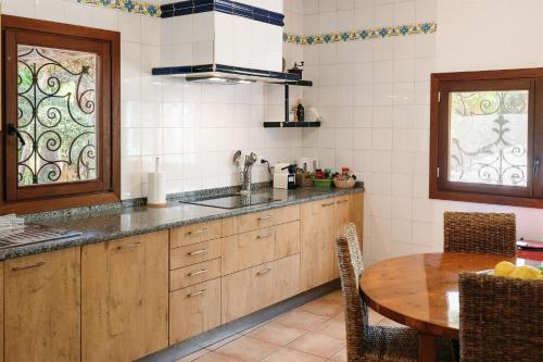 Η κουζίνα ή μικρή κουζίνα στο CAN TEO - Holiday Villa in Ibiza