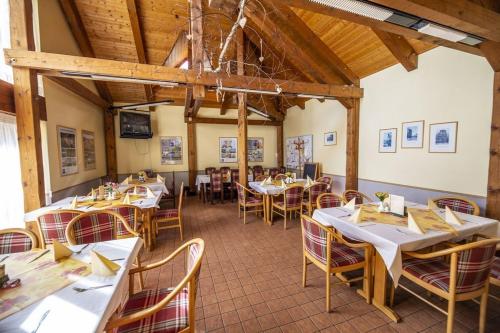 Restaurace v ubytování Hotel na Jezeře