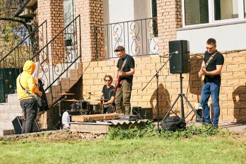 Tetamu yang menginap di Wanderlust hostel Riverside