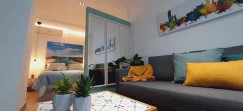 Alameda Sunny Terrace - Lovely Center Apartments