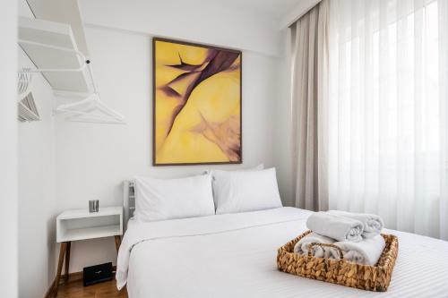 Postel nebo postele na pokoji v ubytování Pleasant And Large Studio Apartment In Cihangir