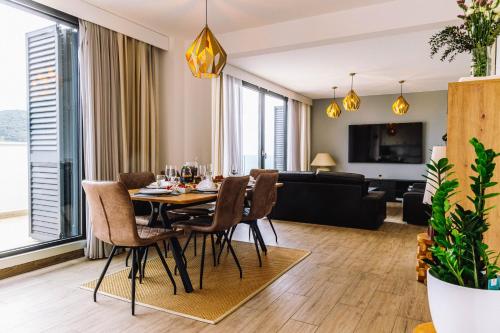 Gold Penthouse Apartment