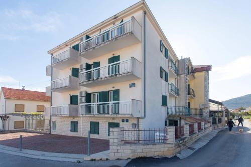 Apartments Betanija