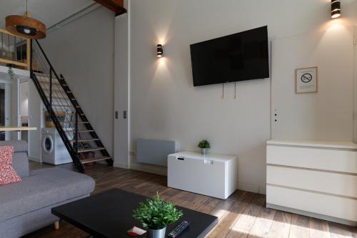 Sleep in Montpellier, Louise, centre, gare, 2 ch, Tram St-Denis