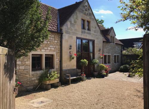 Converted Coach House Holt, Wiltshire، Holt – أحدث أسعار 2024