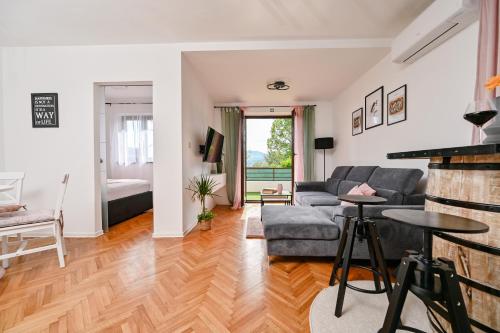 Ruang duduk di Liori apartment
