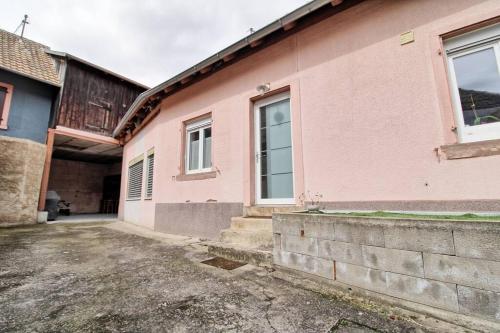 Gallery image of Aux grains de raisin - 6 personnes - cour privée in Scherwiller