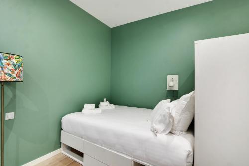Pick A Flat's Apartment near Eiffel Tower - Allée Marguerite Yourcenar