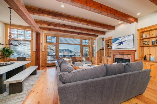 215 Double Eagle B2 - A Picturesque Cabin – Photos 5