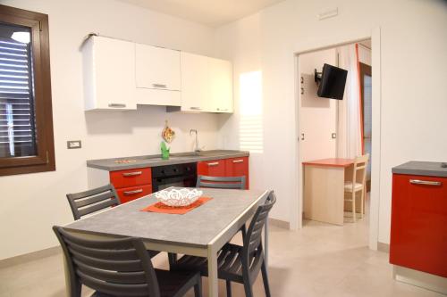 One bedroom appartement with sea view enclosed garden and wifi at Villaggio Resta