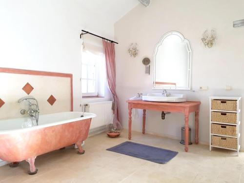 Fotografie z fotogalerie ubytování Villa spacieuse à Séguret avec piscine privée v destinaci Séguret