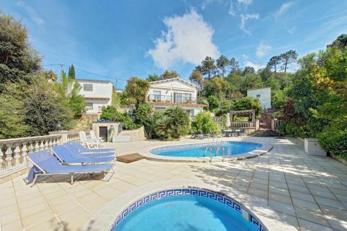 VILLA ROSSELLÓ with private pool