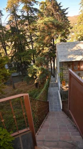 Κήπος έξω από το Casa del Bosque 1