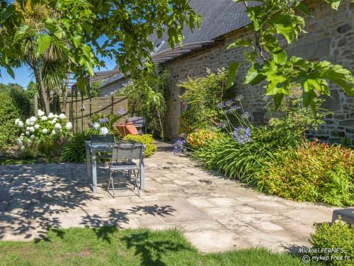 Maison Kervignac, 9 pièces, 12 personnes - FR-1-349-203