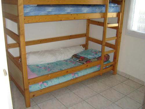 Photo de la galerie de l'établissement Maison 2 ch, 6 pers, plage à 700m, animaux acceptés, jardin clos - Notre Dame-de-Monts - FR-1-540-182, à Notre-Dame-de-Monts