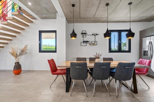Χώρος καθιστικού στο Modern Villa M30 with private pool, 3 en-suite bedrooms
