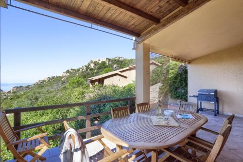 Gallery image of Guinness Paradise Villas by DomusAway in Costa Paradiso