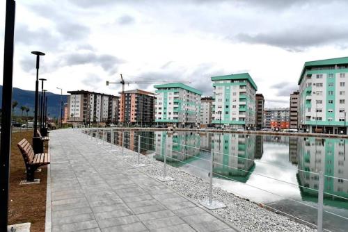 Bangunan di mana terletaknya apartmen