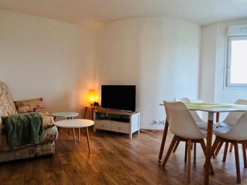Posedenie v ubytovaní Appartement Cosy Joué-Les-Tours