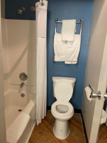 Bagno di La Quinta by Wyndham Baton Rouge Siegen Lane