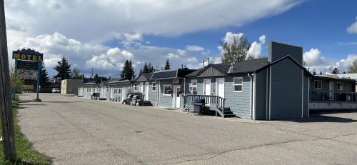 West Castle Motel – Photos 2