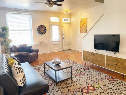 4BR Tiffany Charmer – Photos 3