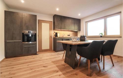Kuchyň nebo kuchyňský kout v ubytování Ferienwohnung Mit Ausblick