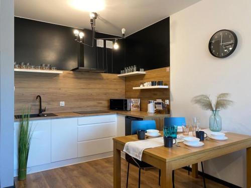 Fotografia z galérie ubytovania Bieszczady Apartament "Cicha Woda" v destinácii Ustrzyki Dolne