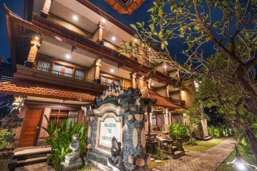 Bangunan di mana terletaknya hotel
