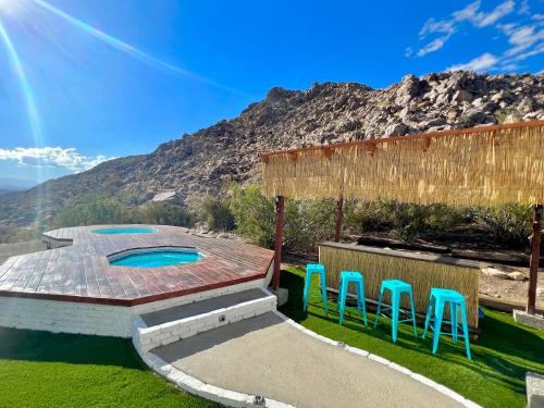 Neon Moon An Elevated Experience w Pool and Spa – Photos 3