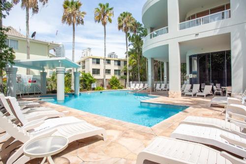 Πισίνα στο ή κοντά στο Luxury Privately Owned Ocean View Studio O4KS Gold Tower