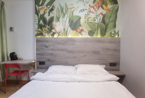 Postel nebo postele na pokoji v ubytování Haikou Banana Hostel