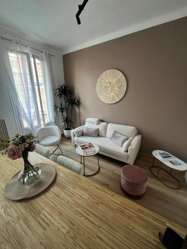 Photo de la galerie de l'établissement Nice - Appartement T3 rénové de 50 M2 classé 2 étoiles, à Nice