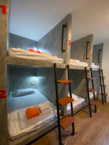 Postel nebo postele na pokoji v ubytování DUDU'S HOSTEL