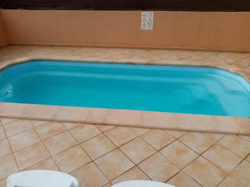 Bazén v ubytovaní Corralejo Villa de lujo con piscina privada B35 alebo v jeho blízkosti