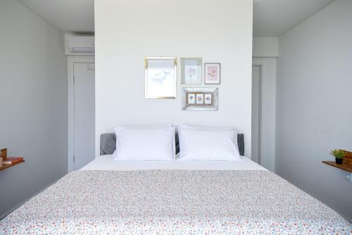 Ένα ή περισσότερα κρεβάτια σε δωμάτιο στο Luxury Villa Mika with private pool near Dubrovnik