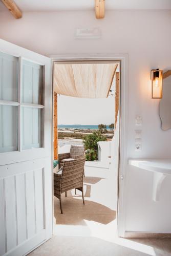 Molos Suites