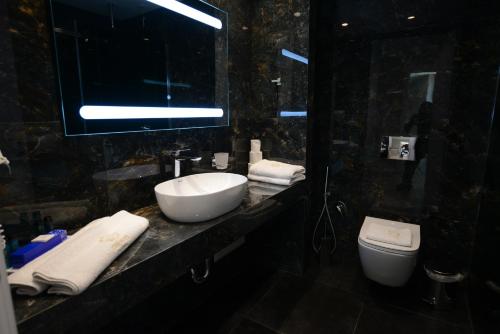 Gallery image of EBBI HOTEL in Dhërmi