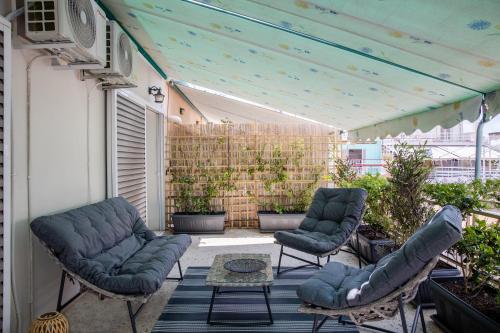 The House of Praxithea for 6 by Filos Inc