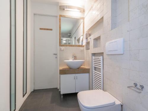 The Best Rent - Modern two-bedroom apartment near Navigli