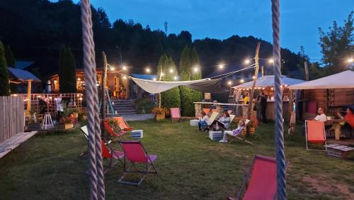 Gallery image of Dream Glamping-Wakacyjna Wioska-Namioty z ogrzewaniem in Bałtów