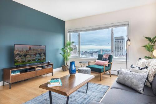 Posezení v ubytování 1BR Nob Hill w Gym short nr Union Sq SFO-85