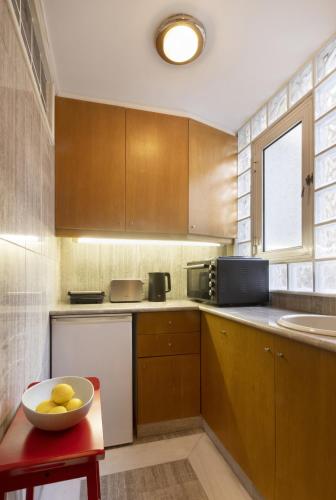 Vibrant apartment in Kolonaki area
