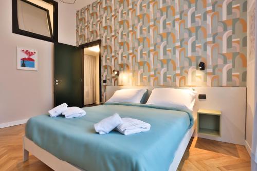 GuestHost - Mazz & Panell Central Station Apartments