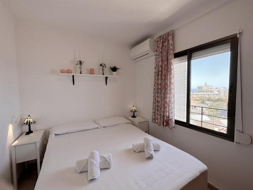 Posteľ alebo postele v izbe v ubytovaní Capri Sunset Casasol