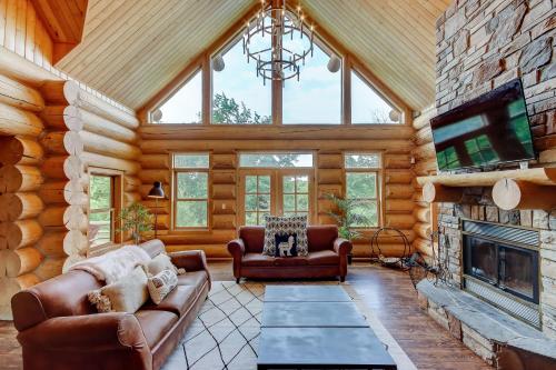 Corpo friendly, huge log chalet – Photos 3
