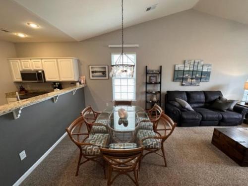28c Sandpiper Bay sunset Beach – Photos 2